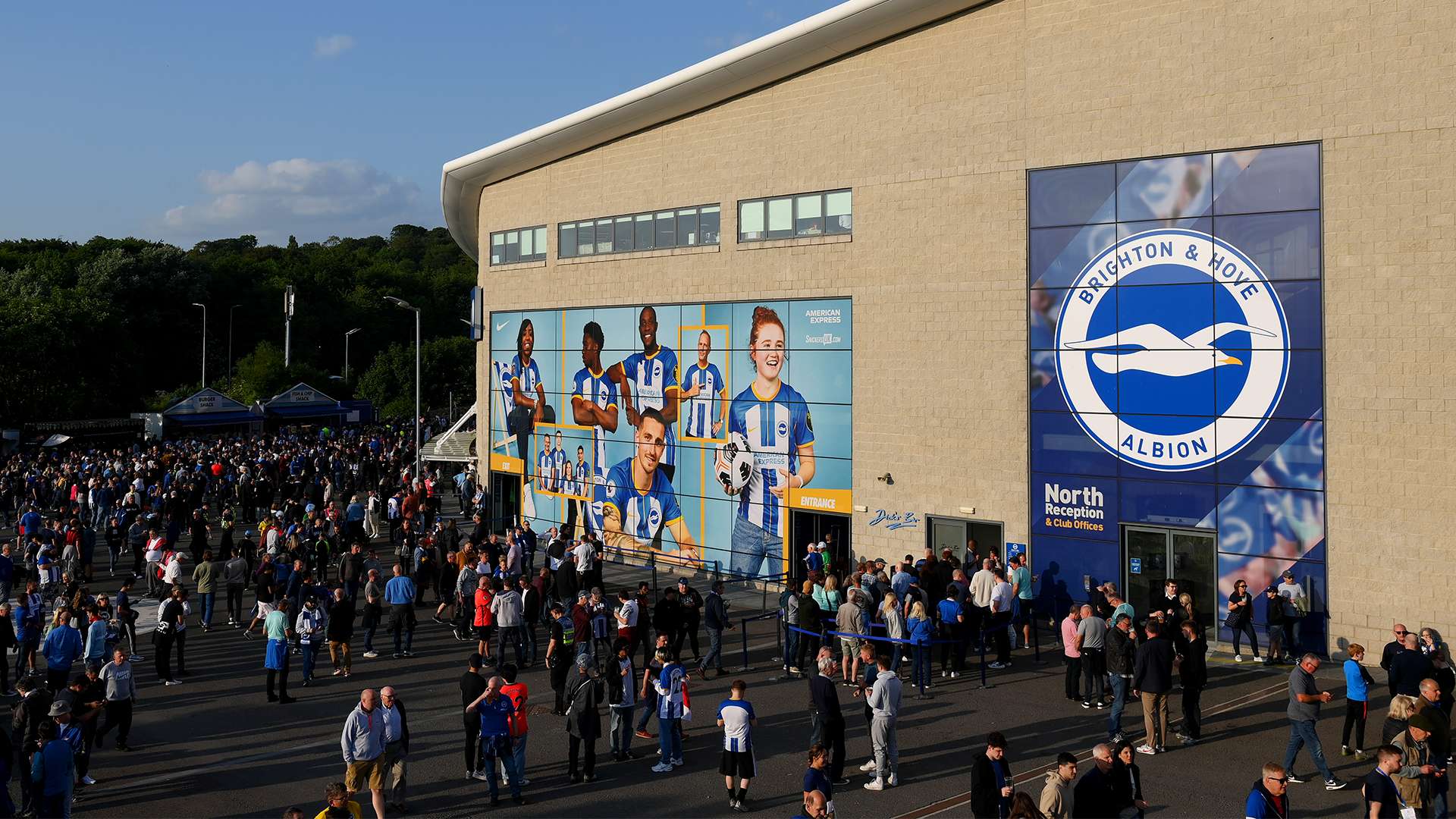 限制了他们 限制了他们