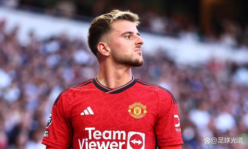 芒特:我正接近巅峰状态,在曼联表现出色就有机会参加世界杯 芒特:我正接近巅峰状态,在曼联表现出色就有机会参加世界杯